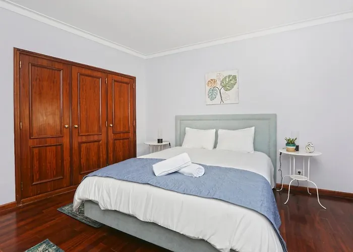 Sunrise Terrace Peniche